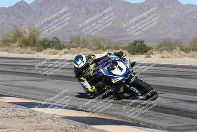 media/Dec-07-2025-CVMA (Sun) [[3e7d2de5dc]]/Race 6-The Shootout/